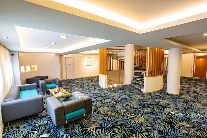 Hotel Interior 4 of 89