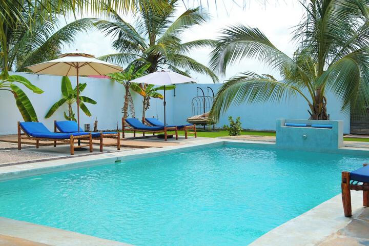 Pool 26 of 47