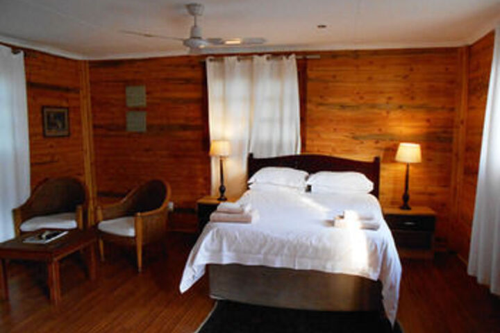 Room 7 of 17