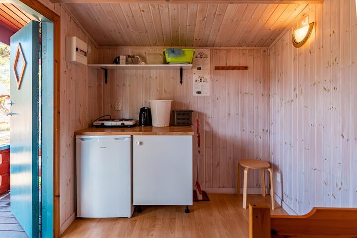 Room 2 of 35