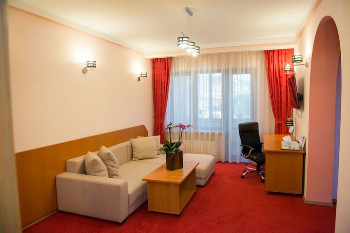 Room 16 of 42
