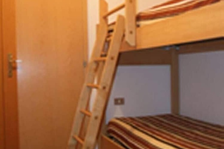Room 5 of 46