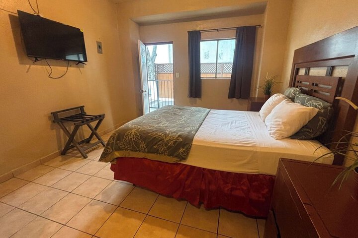 Room 12 of 44