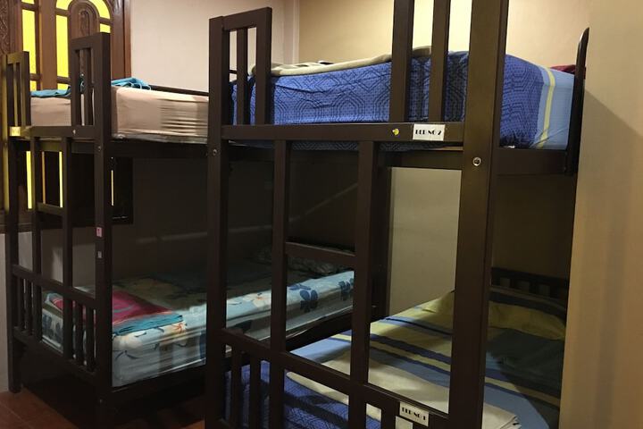 Room 13 of 25
