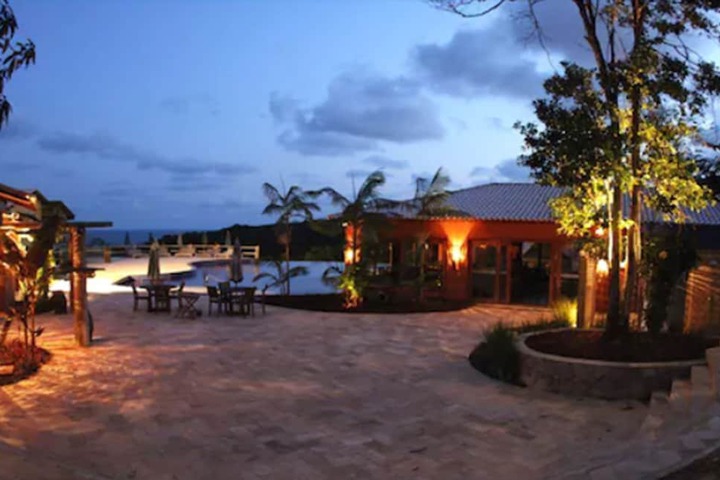 Hotel Entry