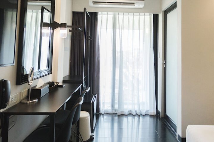 Room 49 of 74
