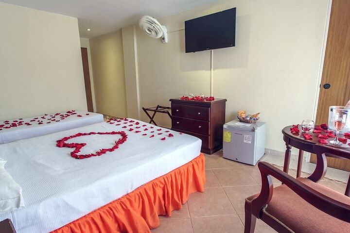 Room 8 of 26