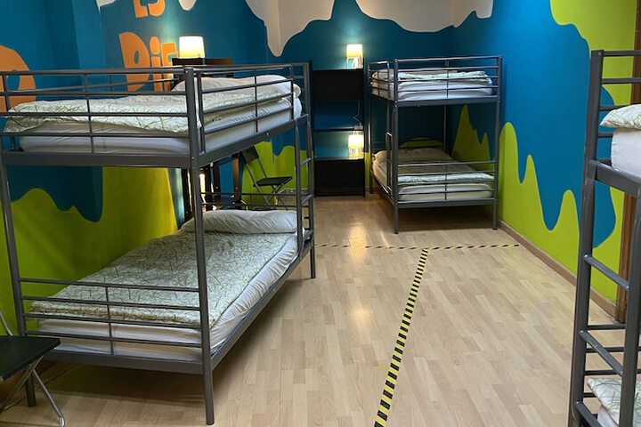 Room 8 of 42