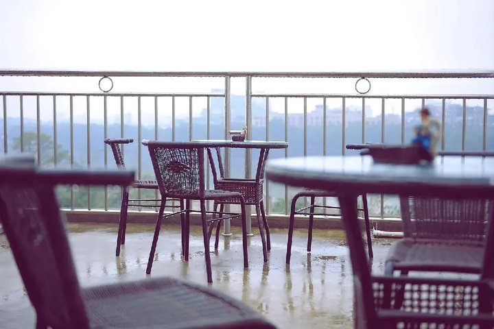 Terrace/Patio 7 of 12