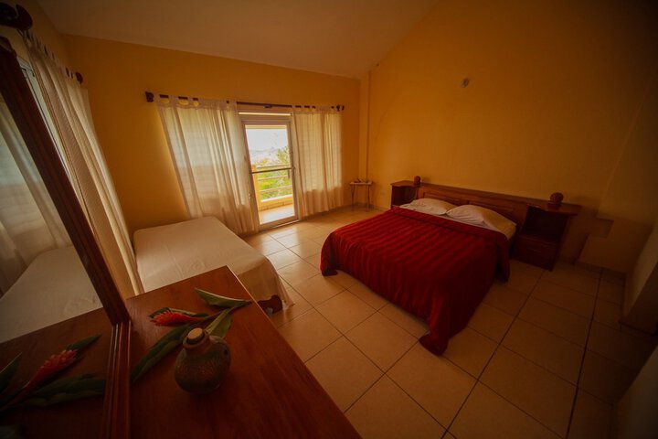 Room 6 of 20