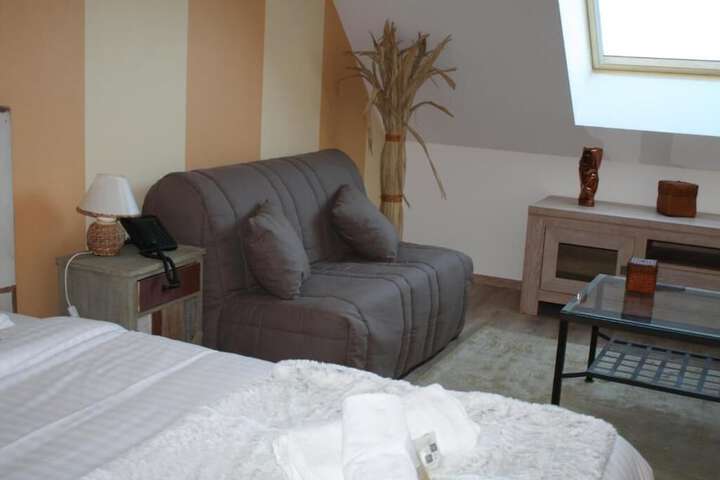 Room 17 of 32