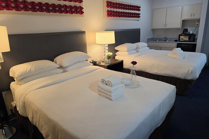 Room 7 of 28