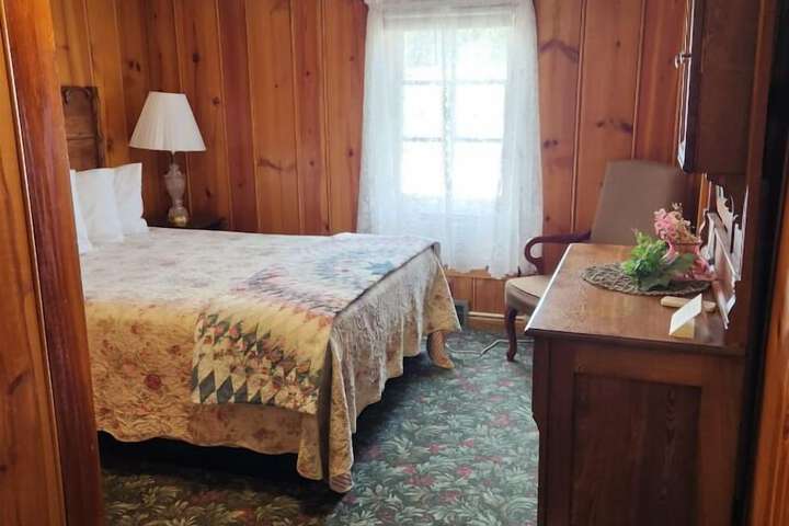 Room 6 of 29