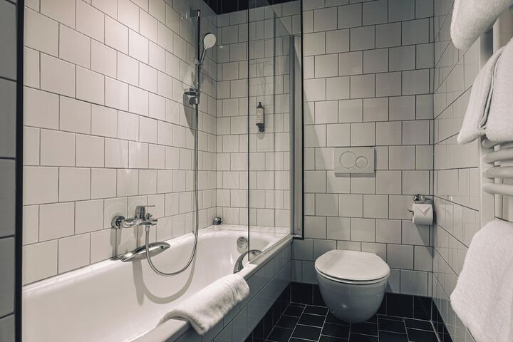 Room 41 of 60