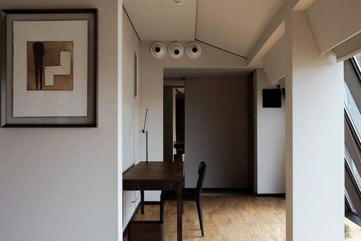 Room 41 of 105