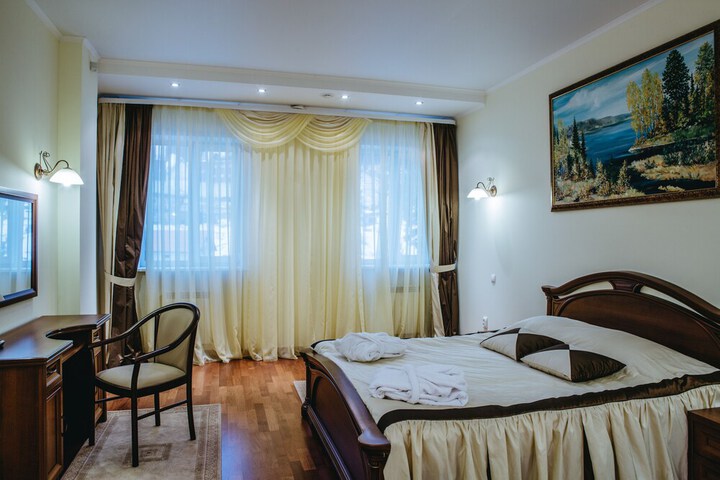 Room 5 of 51