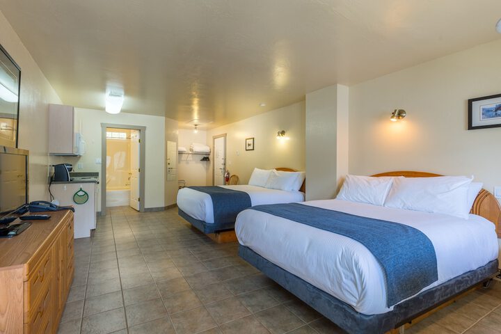 Room 21 of 32