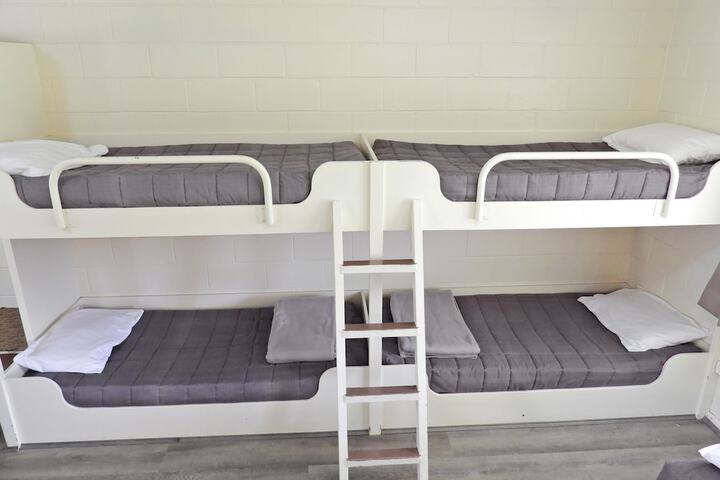 Room 2 of 48