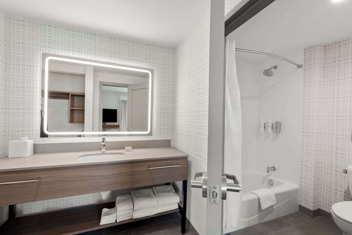 Room 34 of 52