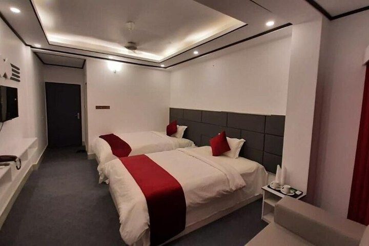 Room 14 of 39