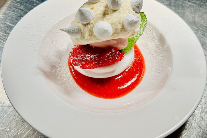 Dining 49 of 68