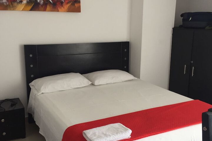 Room 5 of 28