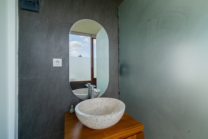 Room 60 of 162