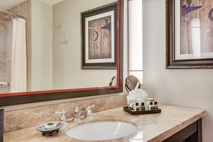 Bathroom sink
