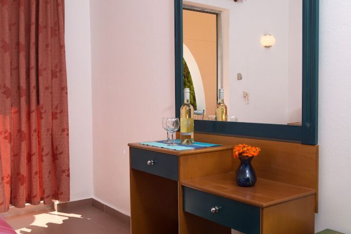 Room 7 of 40