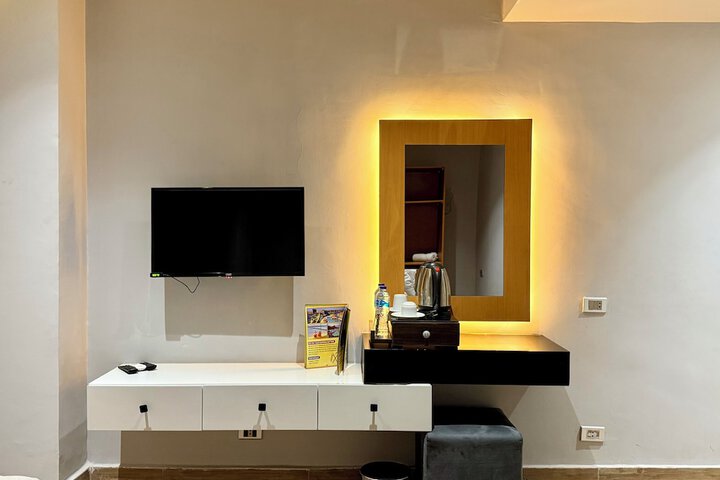 Room 26 of 227