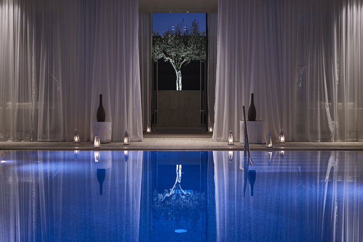 Pool 104 of 185