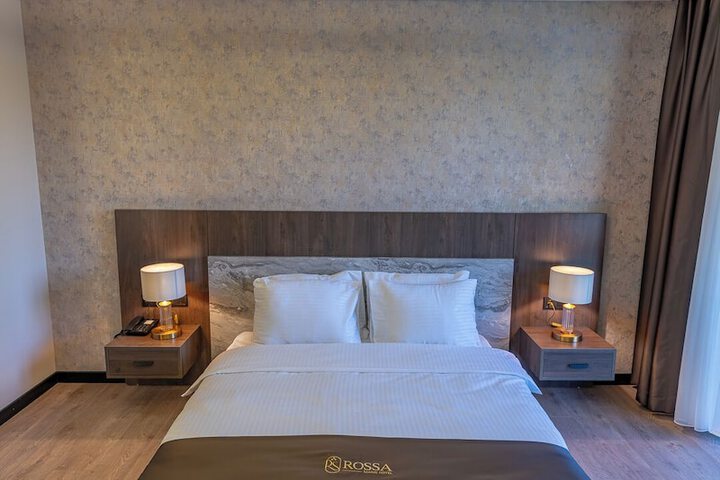 Room 22 of 76