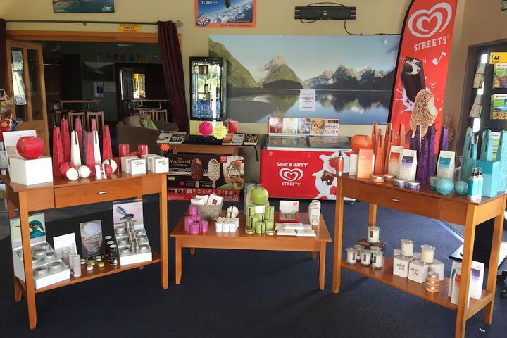 Gift Shop 73 of 83