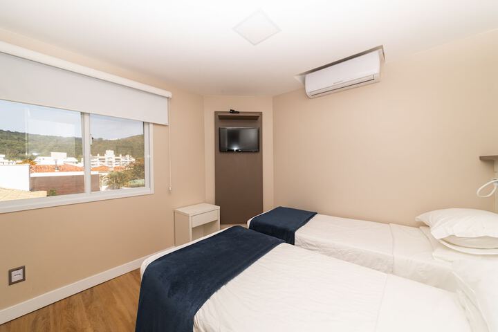 Room 7 of 67
