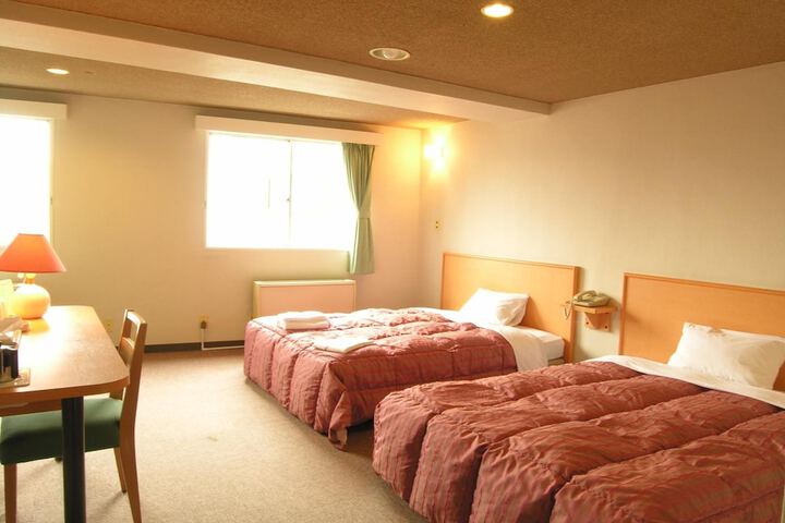 Room 18 of 40