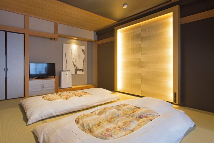 Room 14 of 39