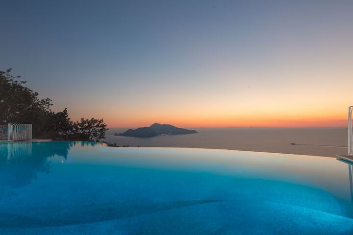 Pool 42 of 62