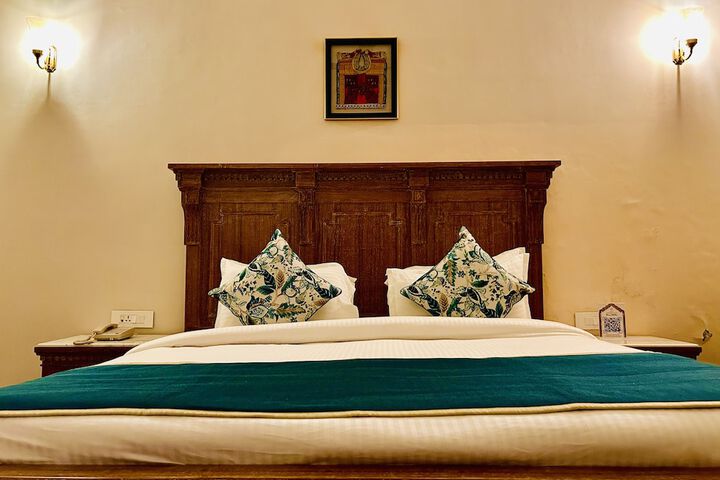 Room 14 of 78