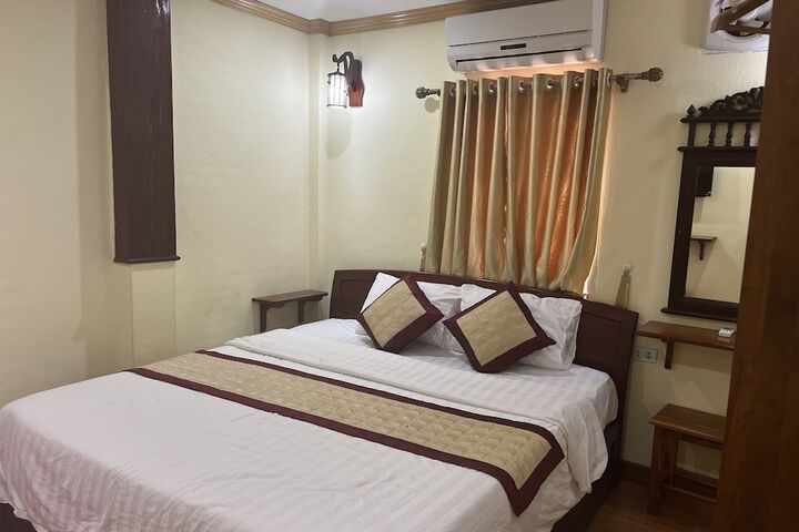 Room 16 of 50