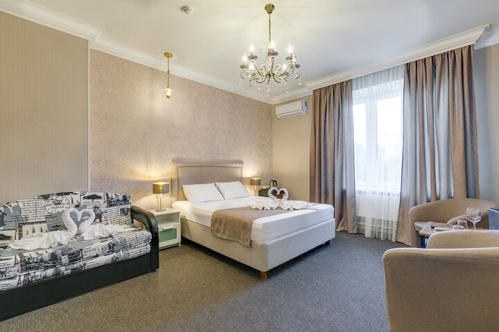 Room 3 of 22