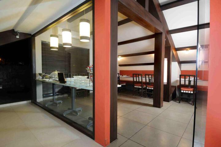 Photo of Hotel Landmark Annexe
