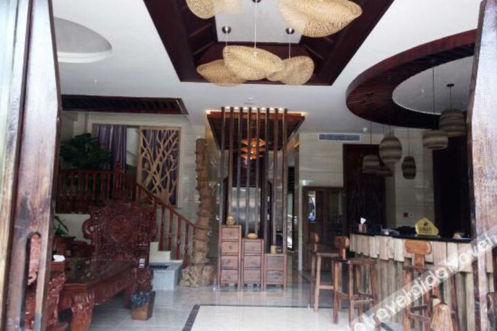 Hotel Interior 9 of 37