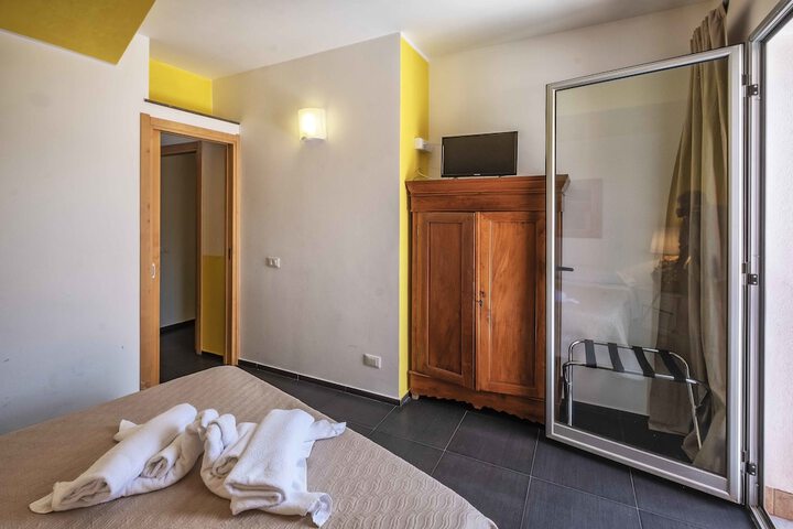 Room 15 of 88