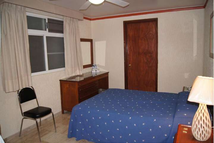Room 17 of 26