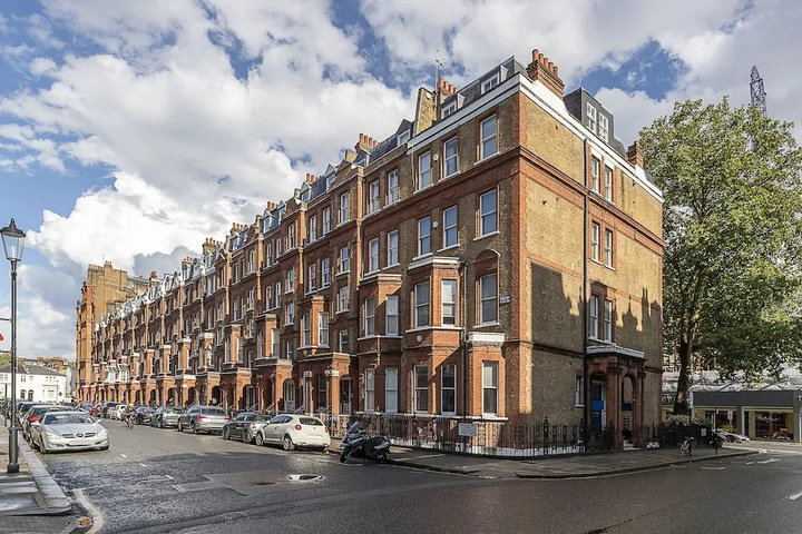 Charm 2BR South Kensington Flat Near Gloucester Rd