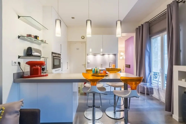 Image of Beautiful Flat Near Grand Theatre for up to 4 Guests