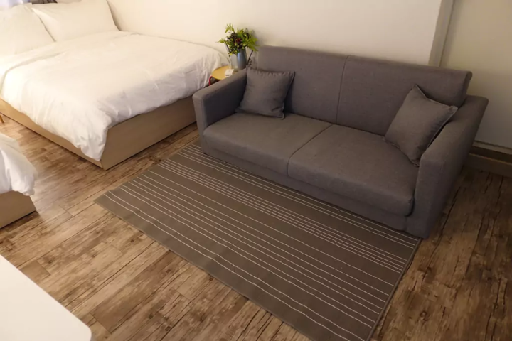 Hongdae Stn Exit6 5Sec Lovelyhouse6+ Free Wifi Egg