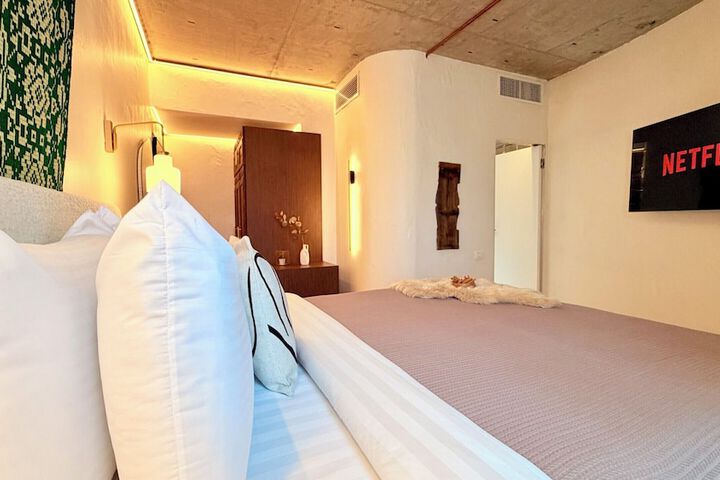 Room 87 of 175