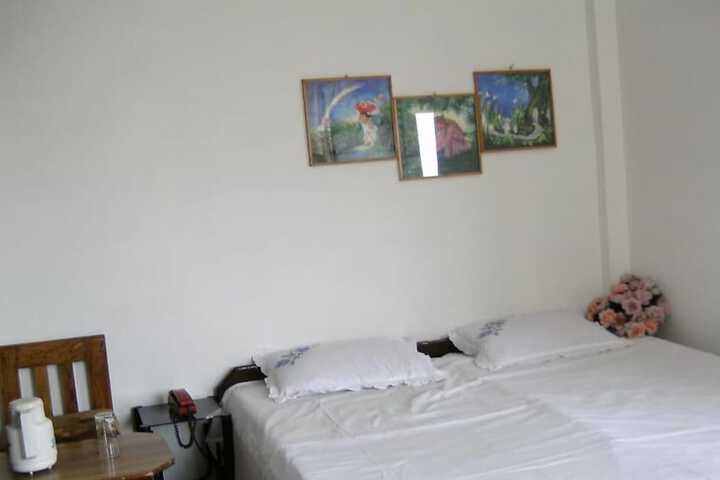 Room 30 of 70