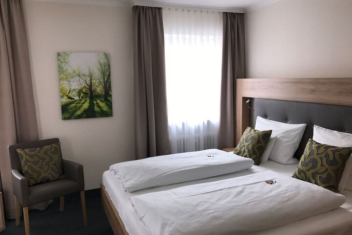 Room 5 of 41